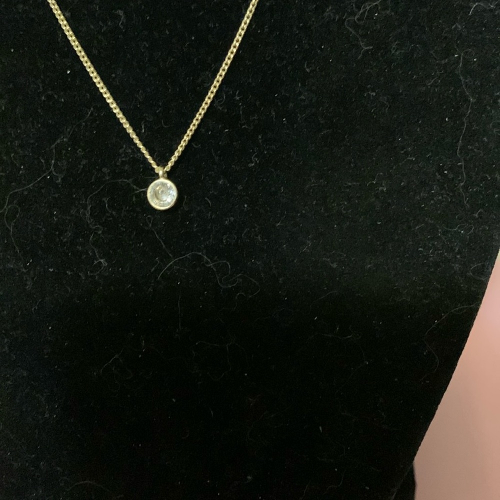Beautiful simple necklace, 18”
